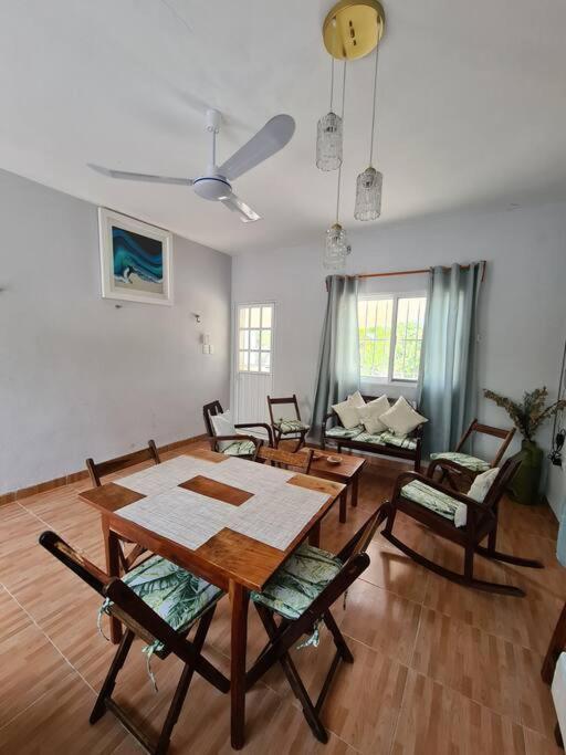 Apartament Casa Perla Marina, Pequena Casa Frente A La Playa. El Cuyo Zewnętrze zdjęcie